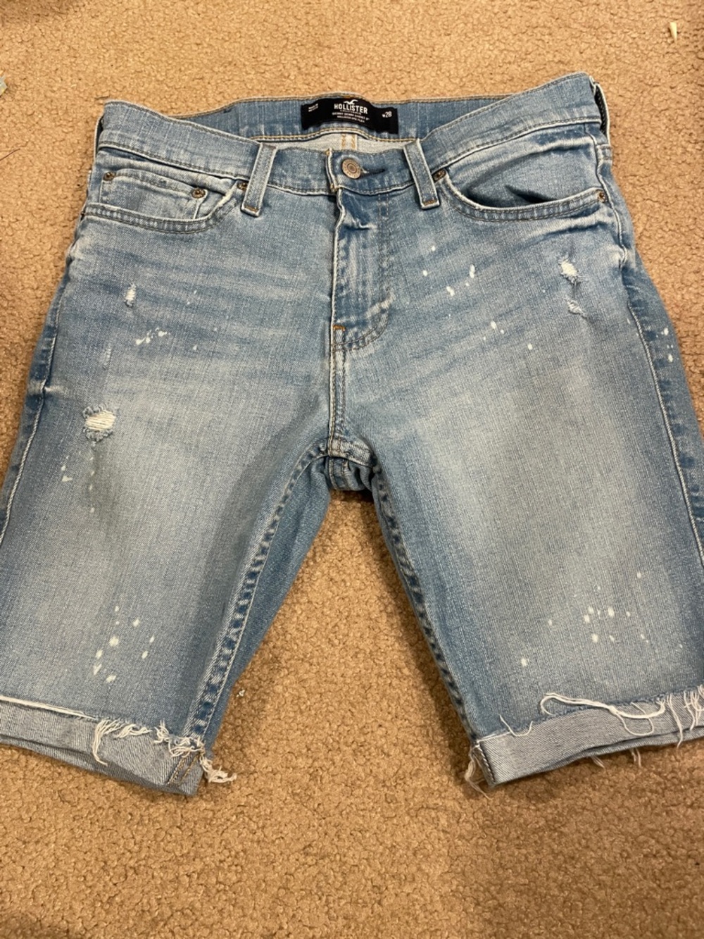 EUC Hollister Light Blue Distressed Denim skinny denim short 9”, size 28